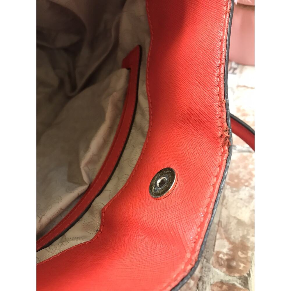 MICHAEL KORS Riley Optic RED LOCK Charm Leather Lg Satchel Chain Crossbody Bag - Picture 15 of 15